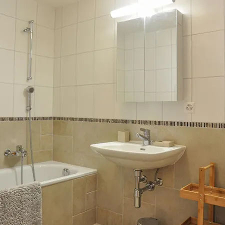 Apartamento Domaine Des Reines A9 By Interhome *